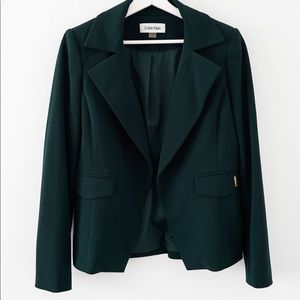 Open front fitted blazer